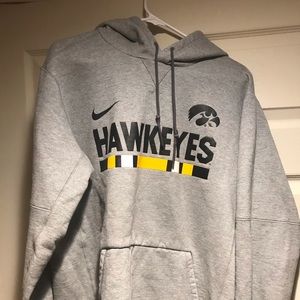 Men’s L Nike Iowa sweatshirt